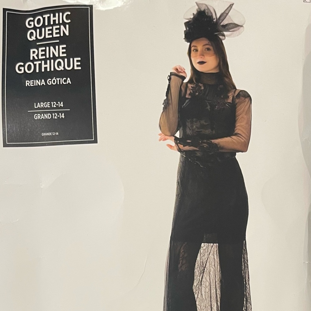 Gothic Queen - image 1